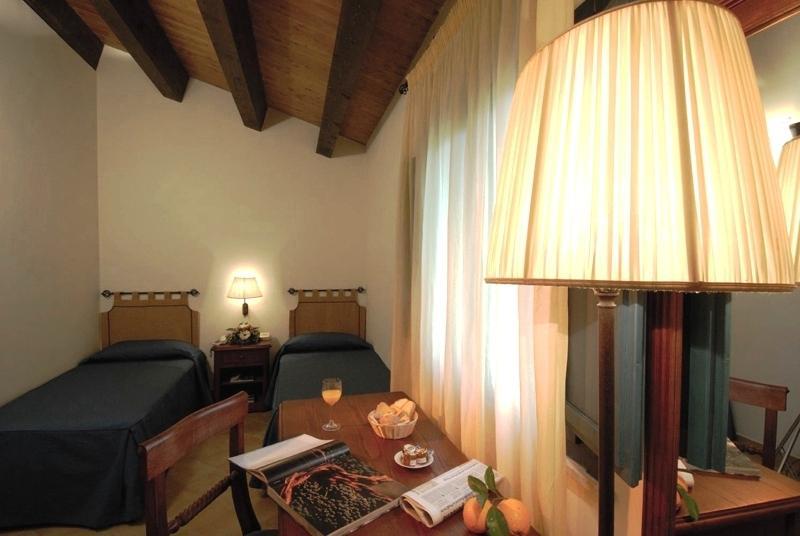 Hotel Relais Angimbe Calatafimi Buitenkant foto